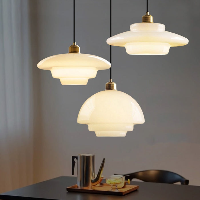 Alvara | Soft Ivory Glass Pendant Light in Mid-Century | Veisp