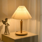 LumenOak | Classic Wooden Pleated Lamp, Warm Ambient Glow | Veisp