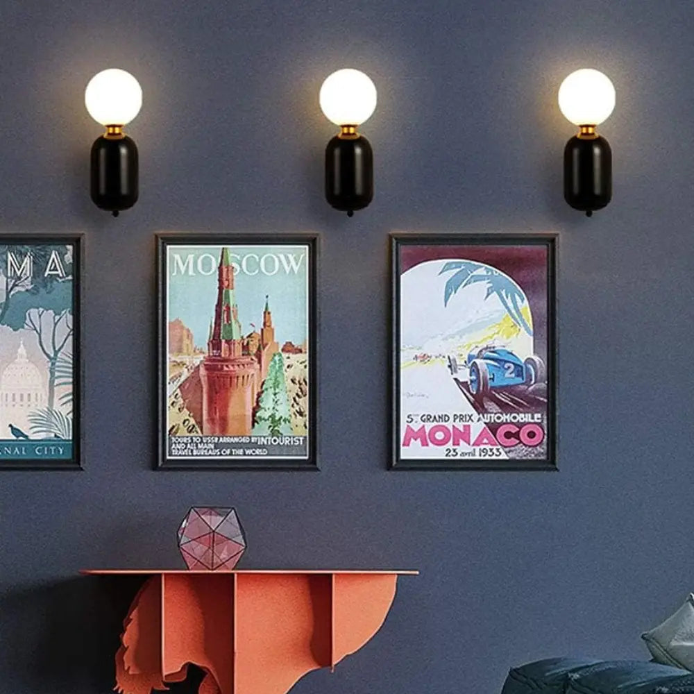 Aurene Flow Wall Light in Gold or Black, Minimal Glow | Veisp