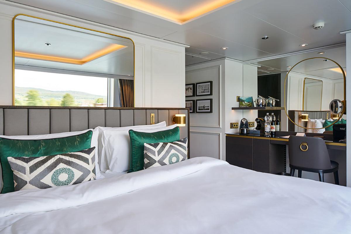 LumaNook | Built In Bedside Wall Lamp For Sleep And Reading | Veisp