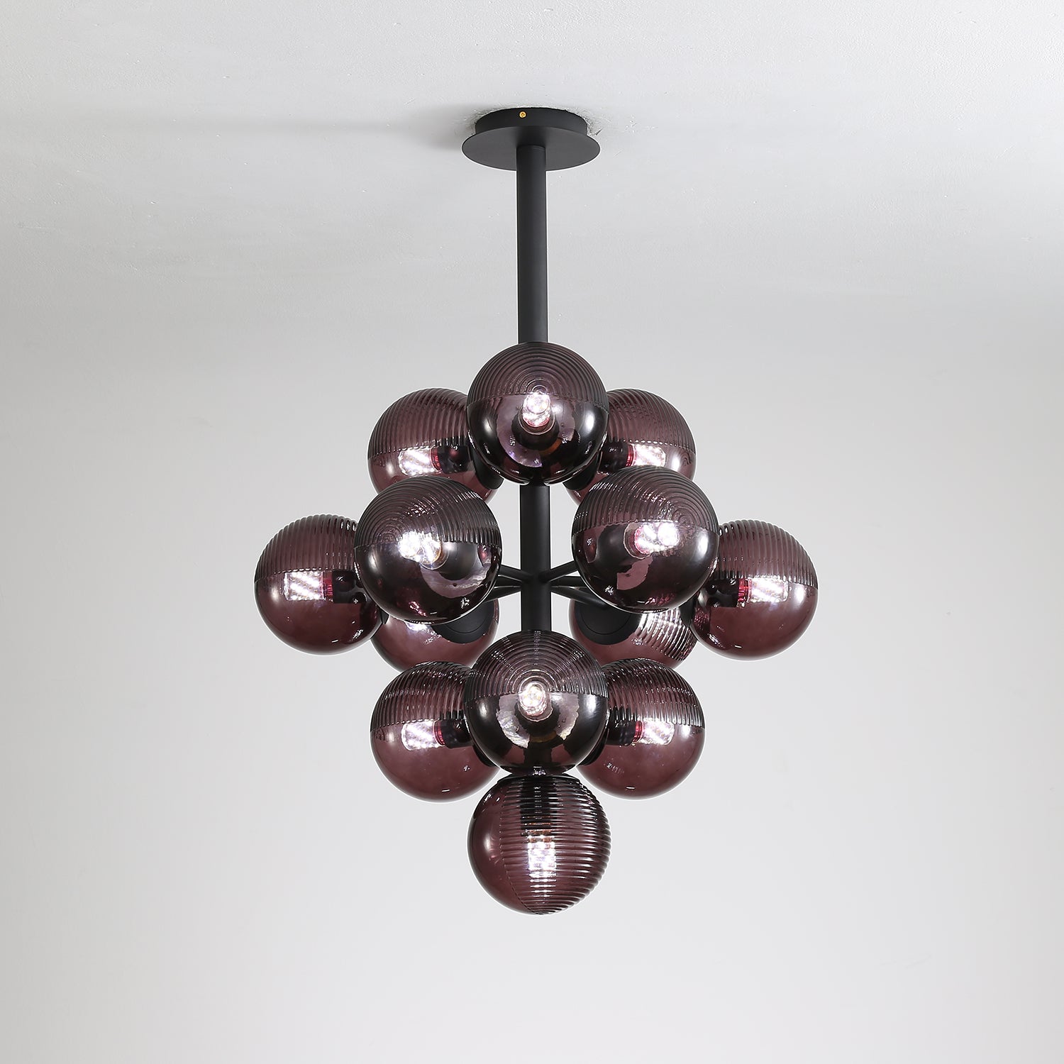 Vellaro | Grape Inspired Black Iron And Glass Pendant Light | Veisp
