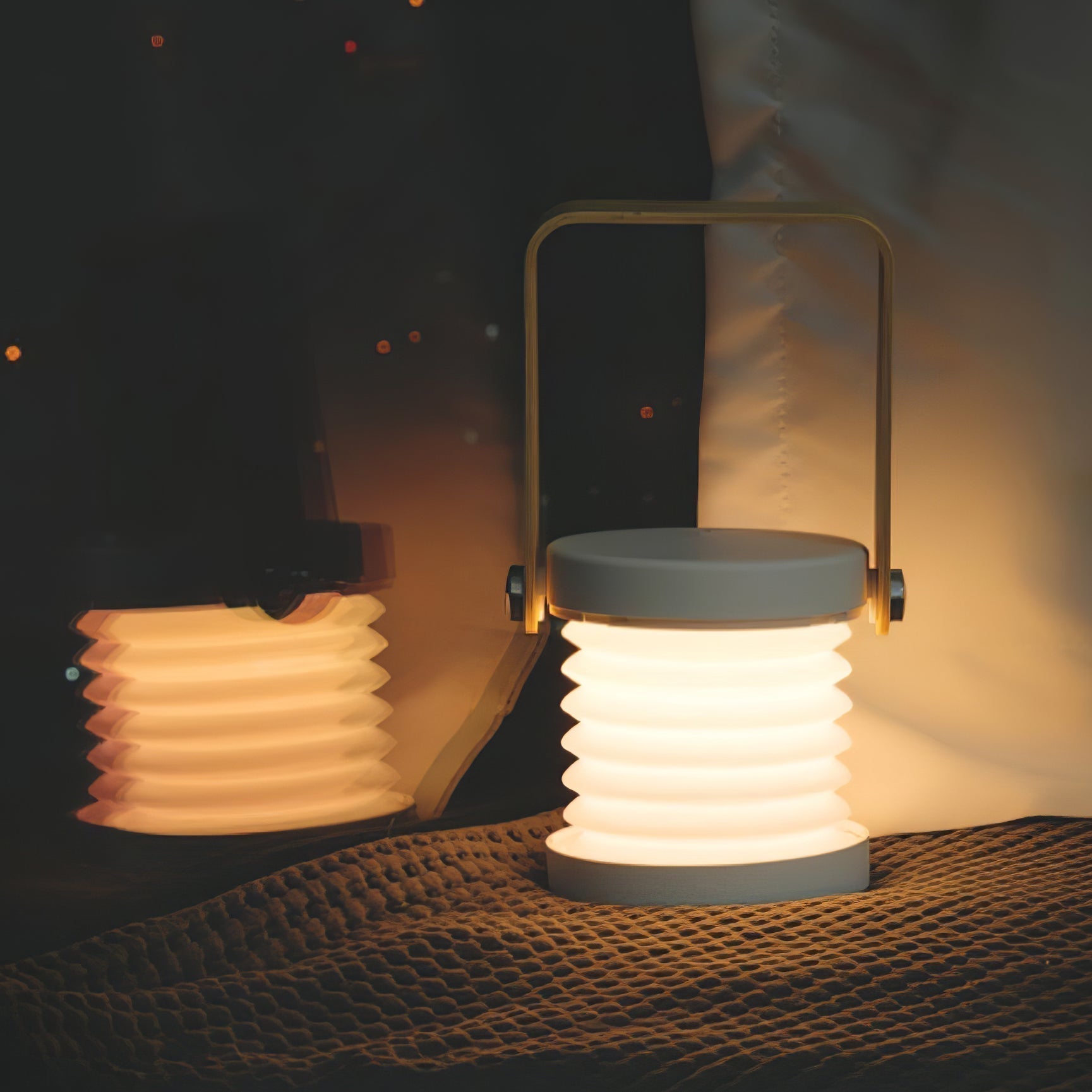 LumiHarbor Honeycomb Portable Table Lamp With Cozy Glow | Veisp