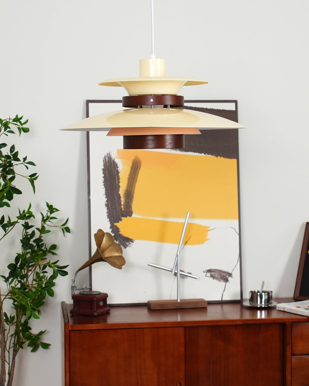 Aurelis Suspended Pendant Lamp With Warm Ambient Glow | Veisp