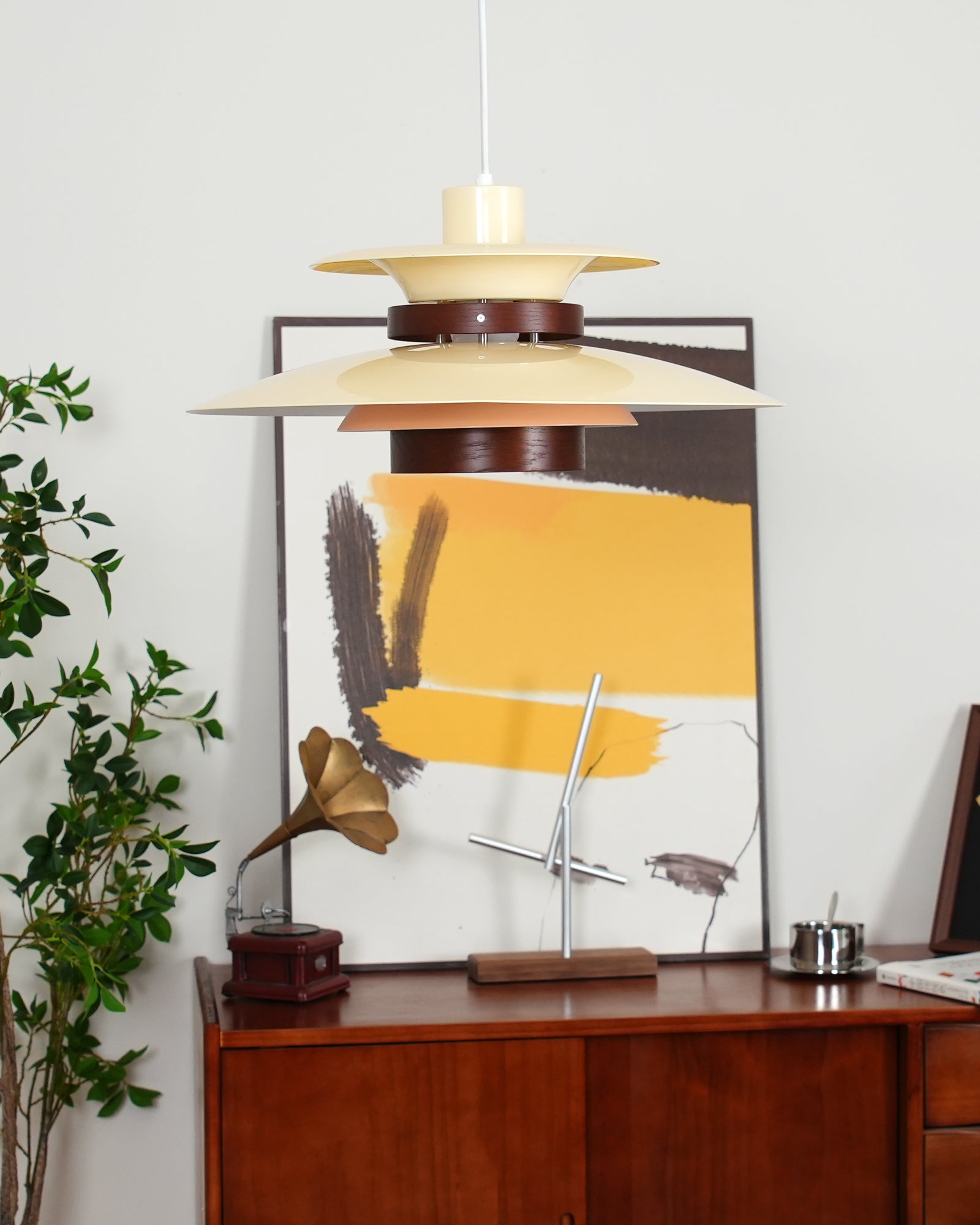 Aurelis Suspended Pendant Lamp With Warm Ambient Glow | Veisp