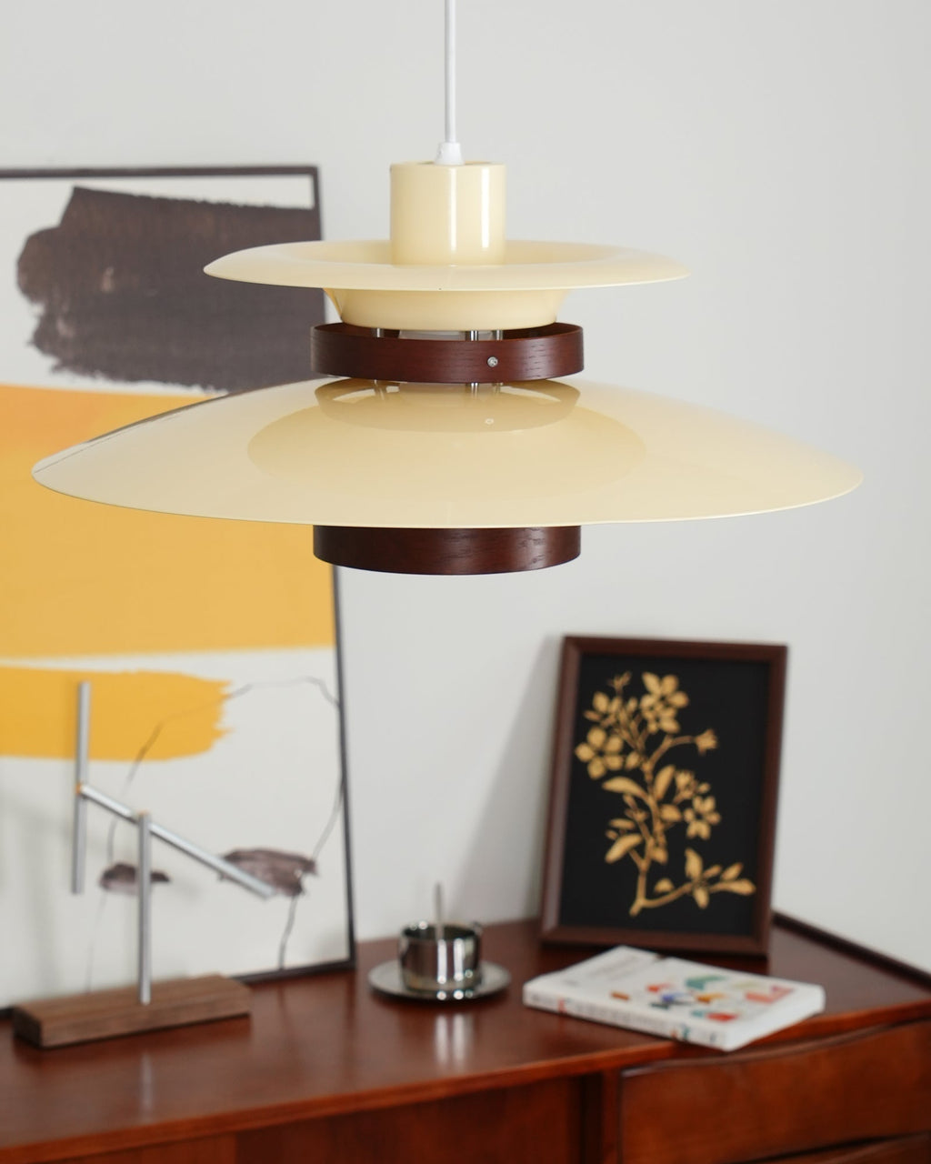 Aurelis Suspended Pendant Lamp With Warm Ambient Glow | Veisp