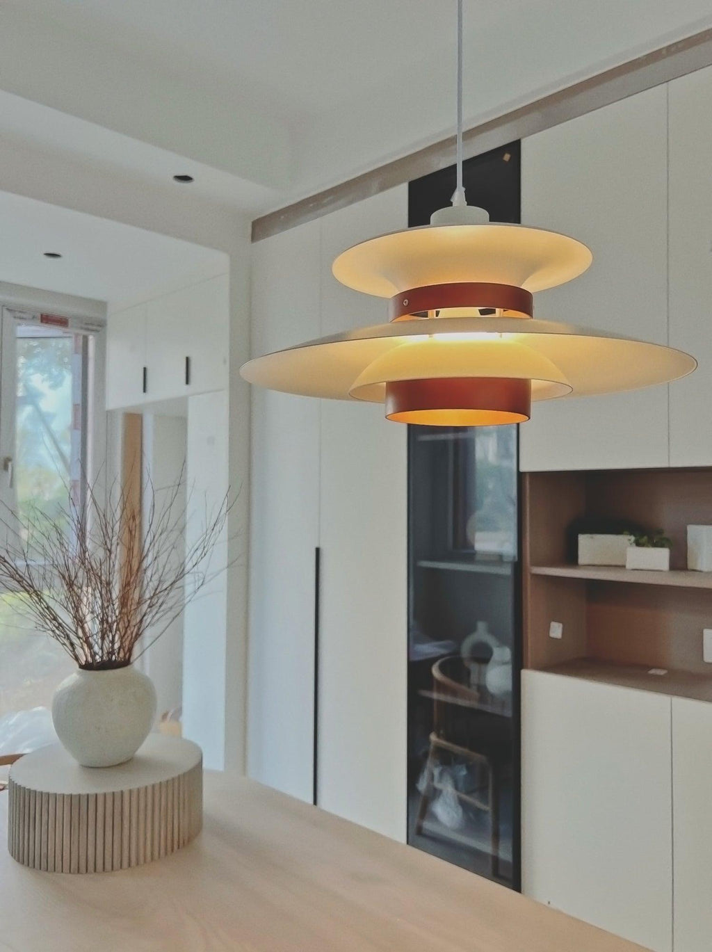 Aurelis Suspended Pendant Lamp With Warm Ambient Glow | Veisp