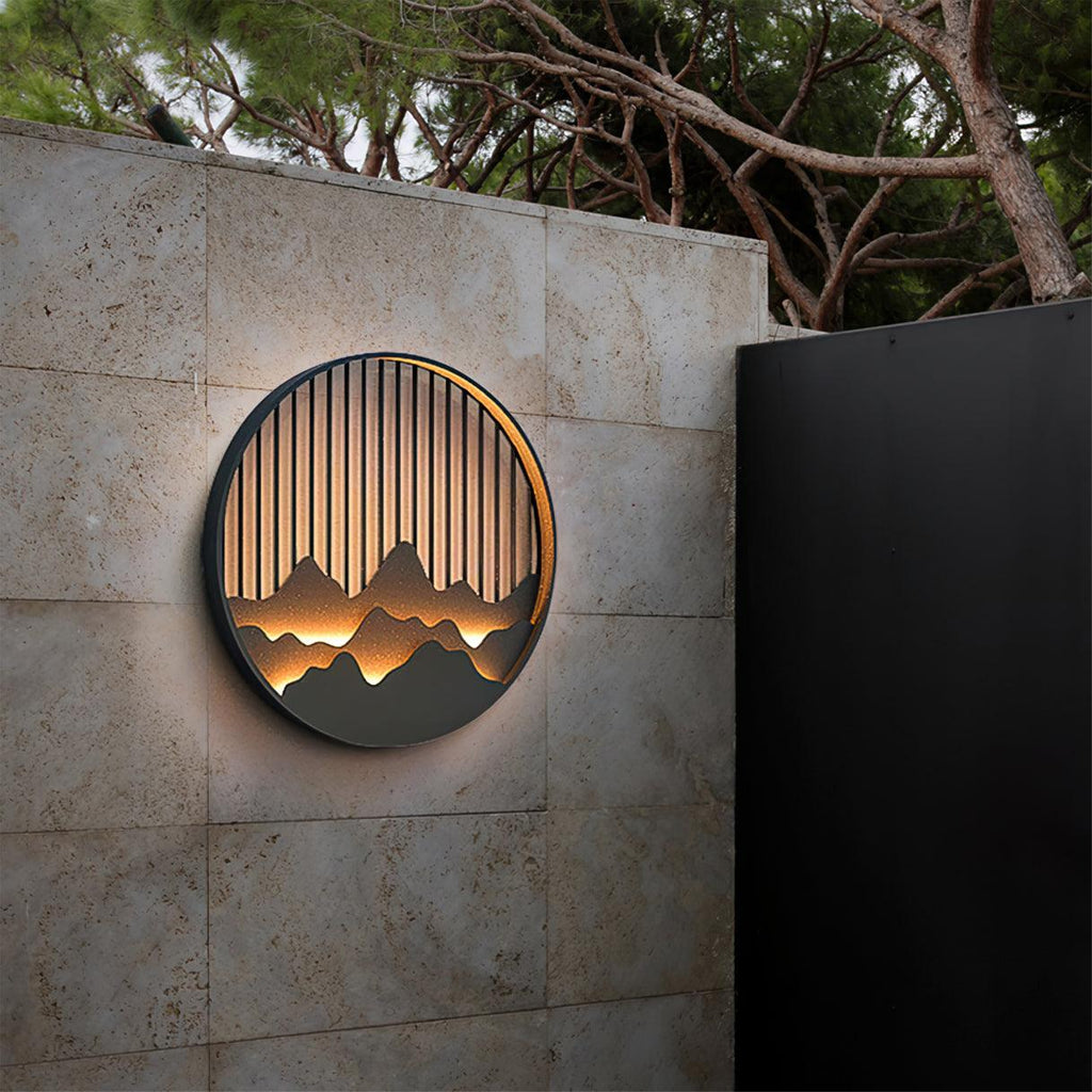 Aldercrest Mountain-Inspired Outdoor Wall Light in Gray | Veisp