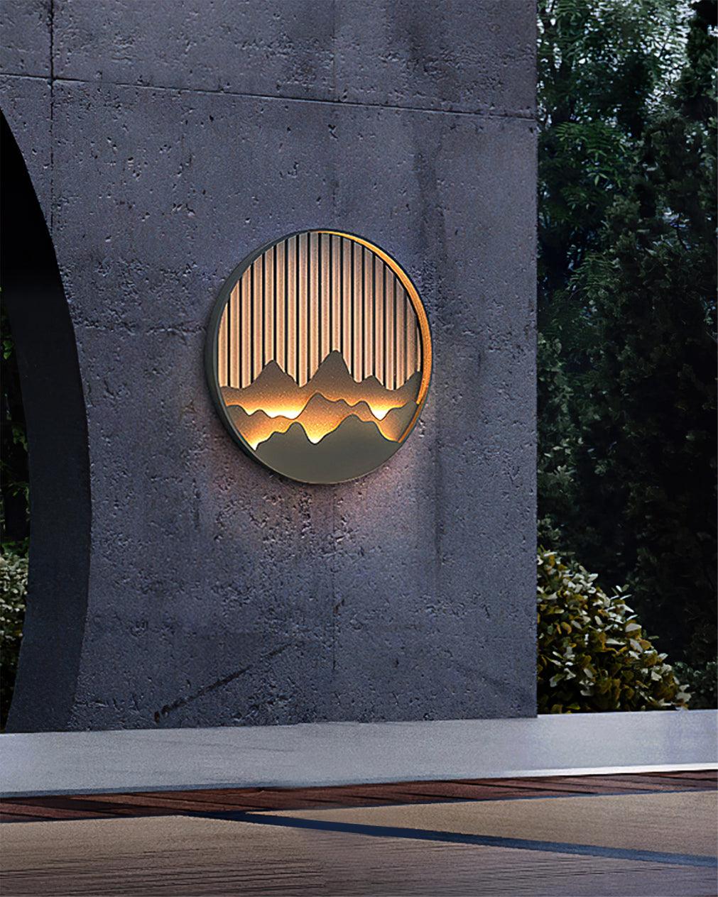 Aldercrest Mountain-Inspired Outdoor Wall Light in Gray | Veisp