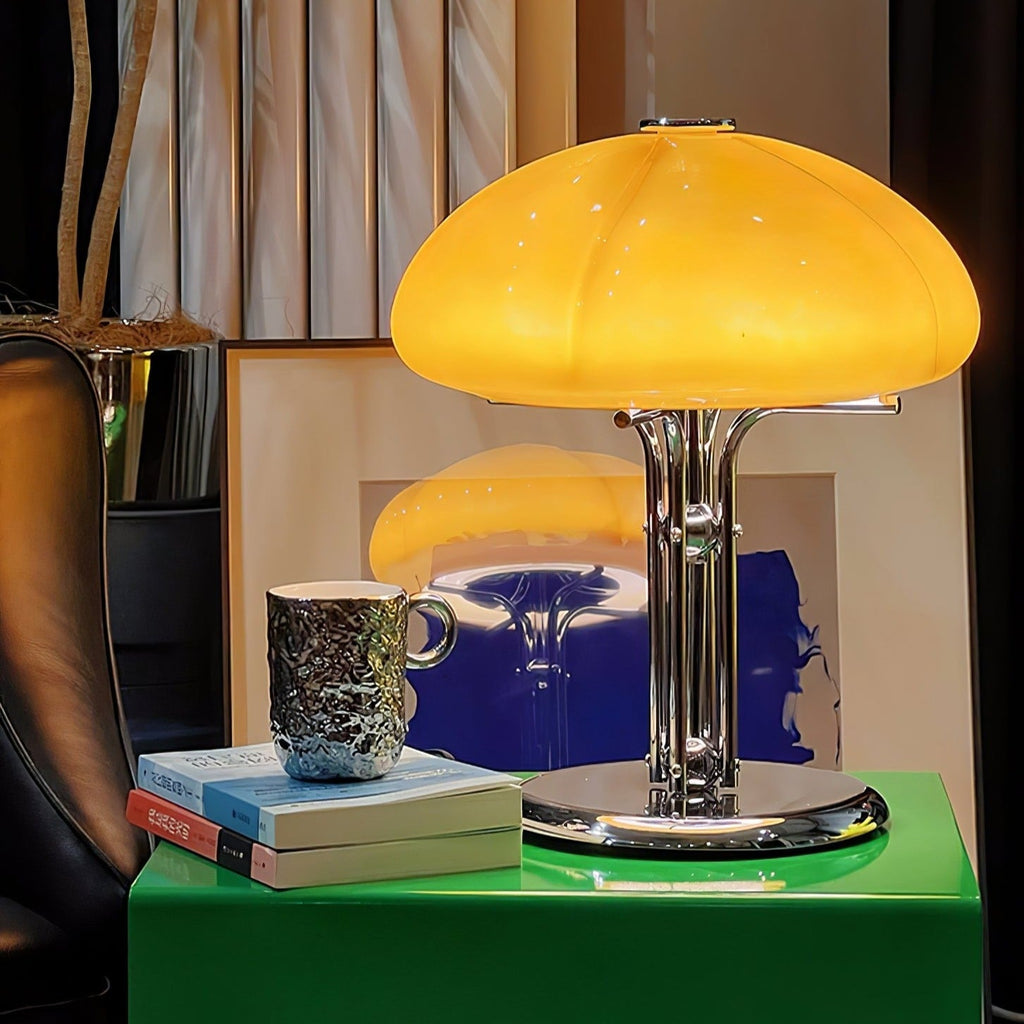 Cresca | Bauhaus Mushroom Table Lamp in Amber Glass | Veisp