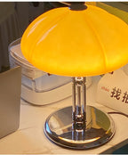 Cresca | Bauhaus Mushroom Table Lamp in Amber Glass | Veisp