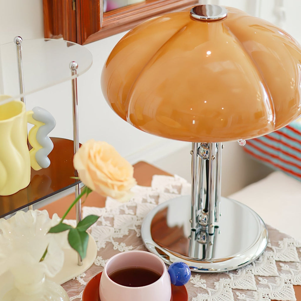 Cresca | Bauhaus Mushroom Table Lamp in Amber Glass | Veisp