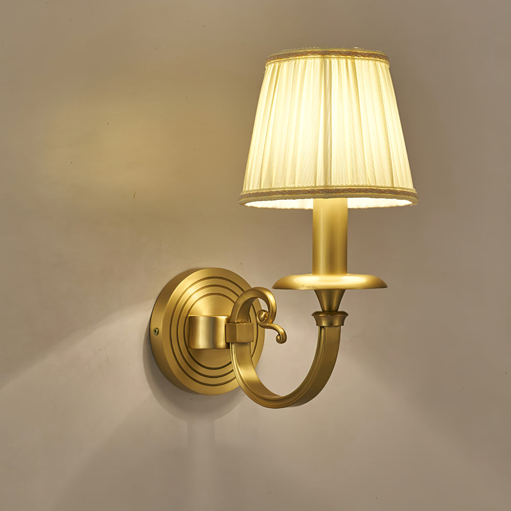Aureline | Elegant Gold Wall Sconce for Regal Interiors | Veisp