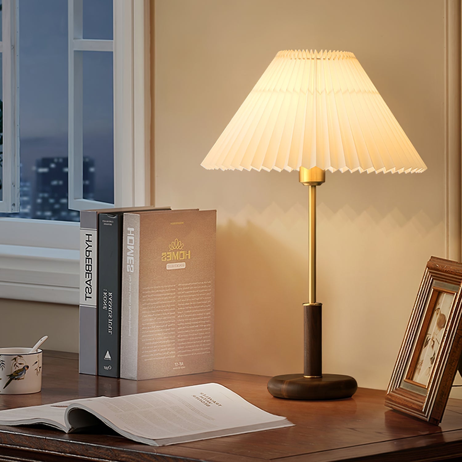 Elmora Pleated Linen Shade Table Lamp In Wood And Metal | Veisp