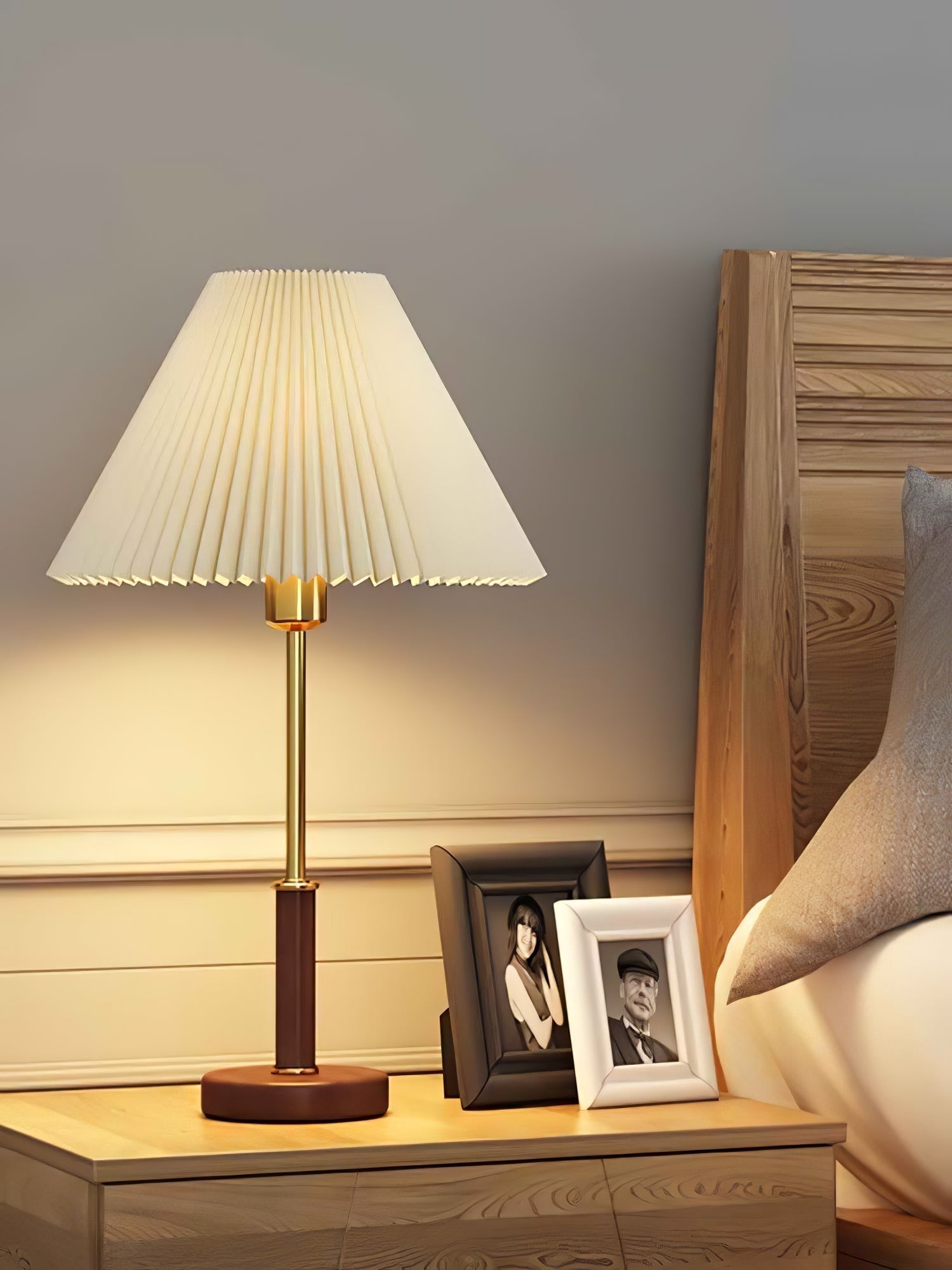 Elmora Pleated Linen Shade Table Lamp In Wood And Metal | Veisp