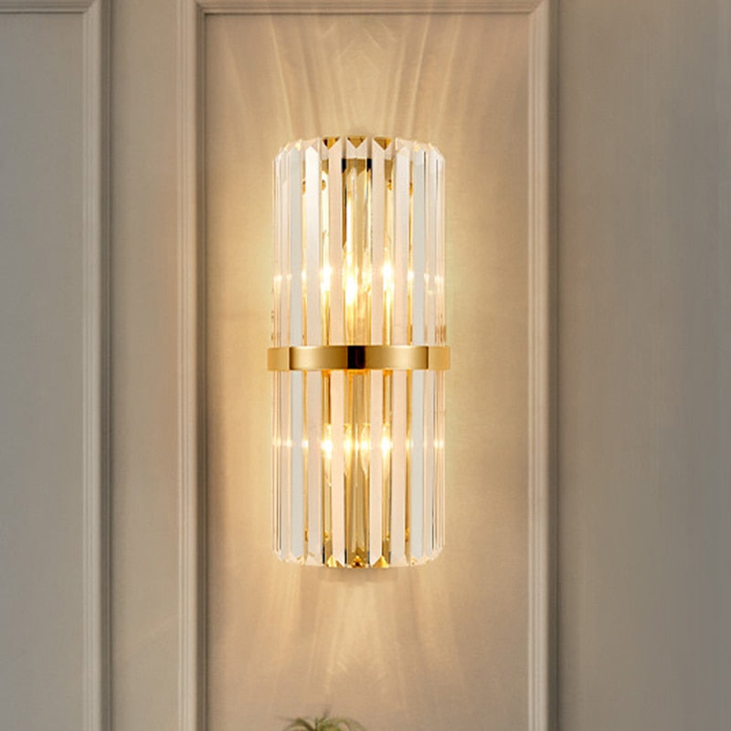 LumaLuxe Elegant Gold Wall Sconce With Warm Ambient Glow | Veisp