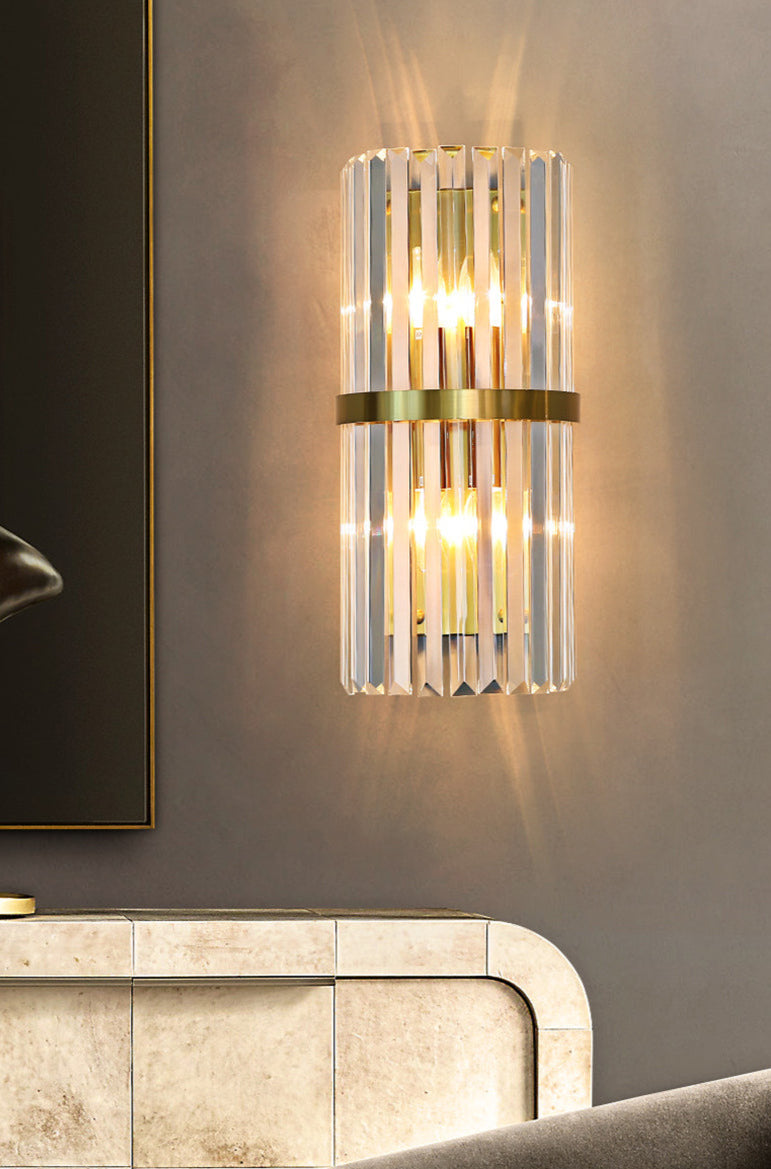 LumaLuxe Elegant Gold Wall Sconce With Warm Ambient Glow | Veisp
