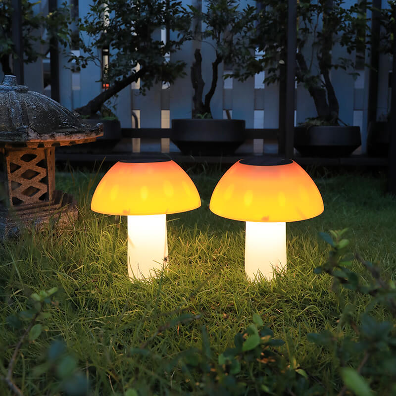 LunaGrove Solar Outdoor Lantern For Garden And Pathway | Veisp