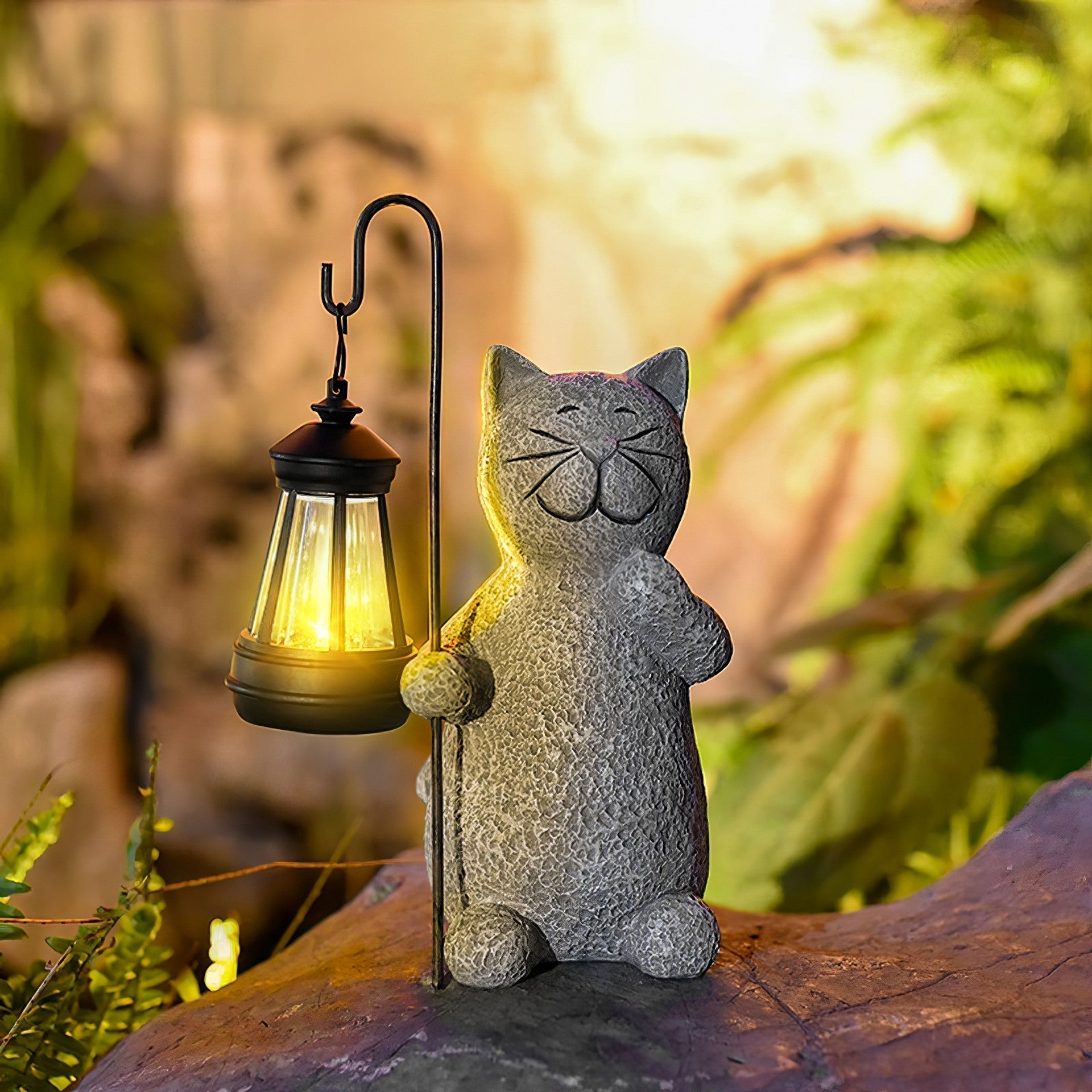 SolaraCat | Solar Golden Cat Garden Lamp With Warm Glow | Veisp