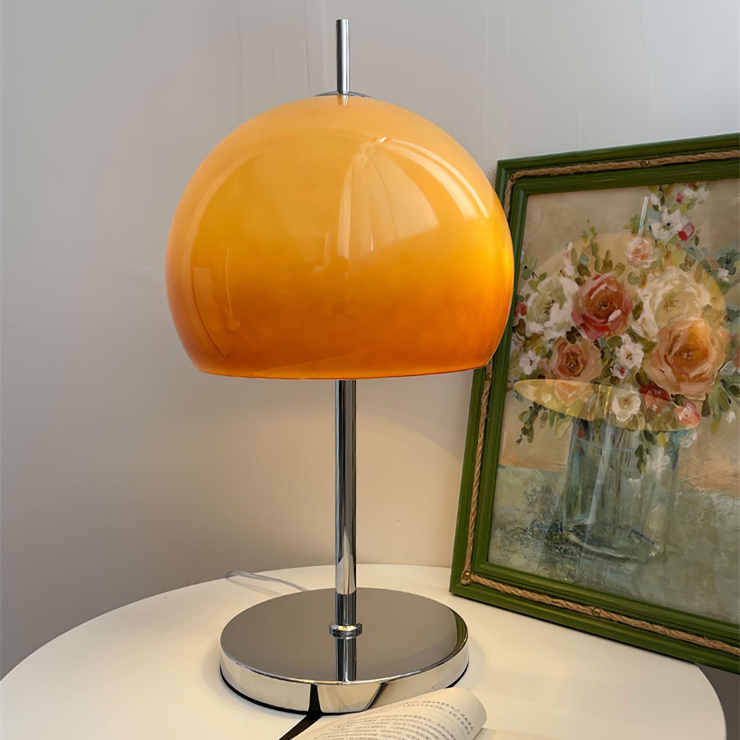 Cresca | Bauhaus Mushroom Table Lamp in Amber Glass | Veisp