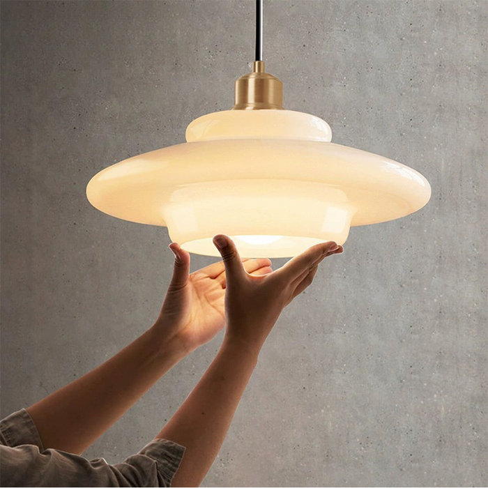 Alvara | Soft Ivory Glass Pendant Light in Mid-Century | Veisp