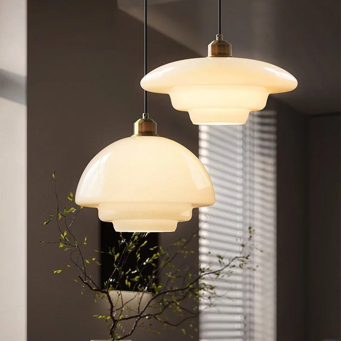 Alvara | Soft Ivory Glass Pendant Light in Mid-Century | Veisp